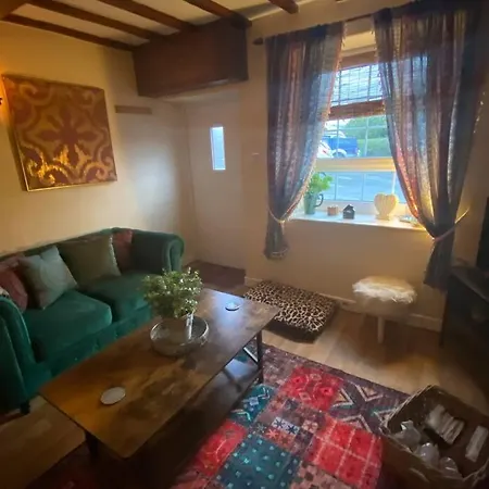 Maytree Cottage. Compact Home In Mid Wales. Llanrhaeadr-ym-Mochnant Exterior photo
