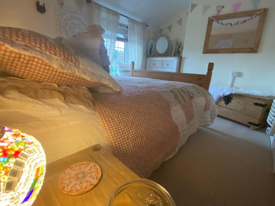 Maytree Cottage. Compact In Mid Wales. * Llanrhaeadr-ym-Mochnant